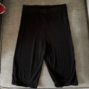 Pretty Little Thing Biker Shorts, size 0